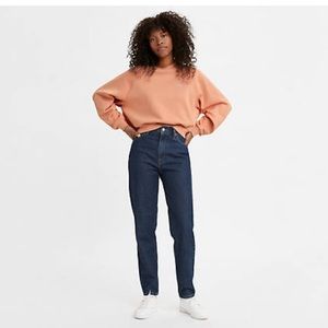 Levi’s High Waisted Mom Jeans - 26